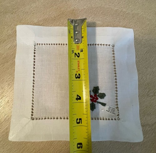 NEW 24 Pcs William Sonoma Holly Embroidered Linen Napkin Set Cocktail & Regular - Picture 9 of 12