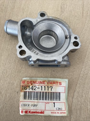 Genuine OEM Kawasaki KX250 1992-1999 Water Pump Cover. 16142-1117 NOS - Picture 2 of 2