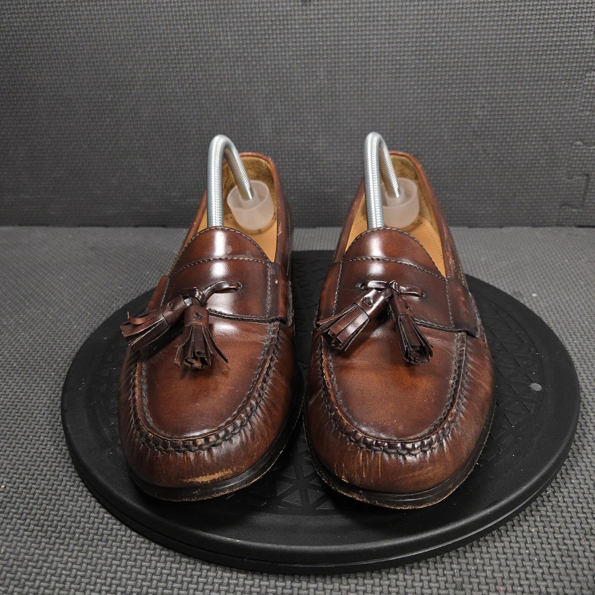 Raised Apron Calfskin Tassel Loafer Size 9 Loafer with hand stitched apron, tassels and braided band  main image 3