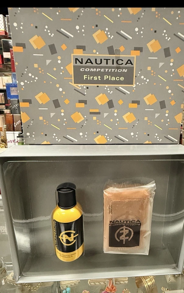 Colonia Nautica Competition 2,5 oz/75 ml y jabón. JUEGO vintage descontinuado (AMARILLO) Foto 2 de 4