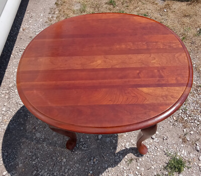 Mid Century Cherry Oval End Table / Side Table by Broyhill (ET6