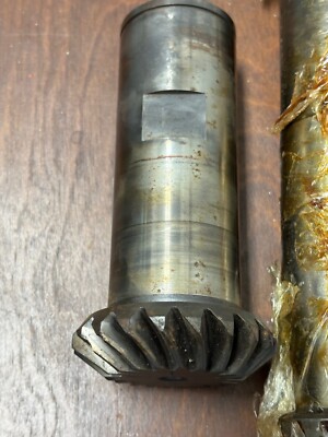 DEUTZ FAHR SM 40 /50 DISC MOWER Stem Gear PART # 658 85901/ 1 1603 010 152.10