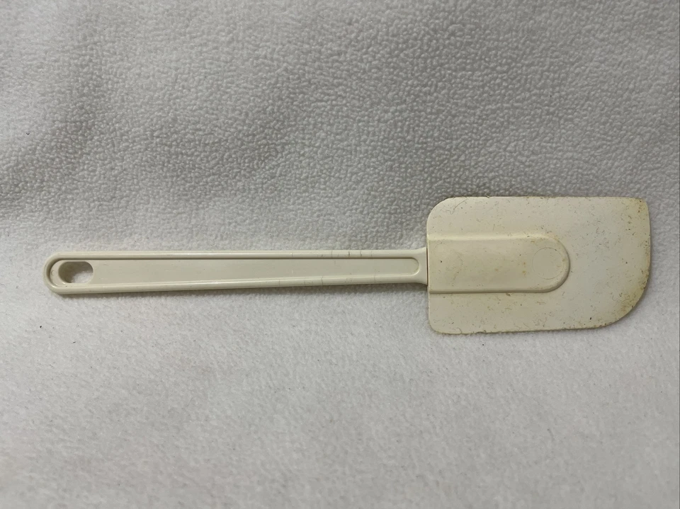 Vtg Pyrex Accessories Rubber Spatula Bowl Scraper Used - Image 4 of 4