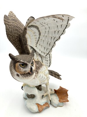The Great Horned Owl 14” Franklin Mint Collection 1988, Cert. Of