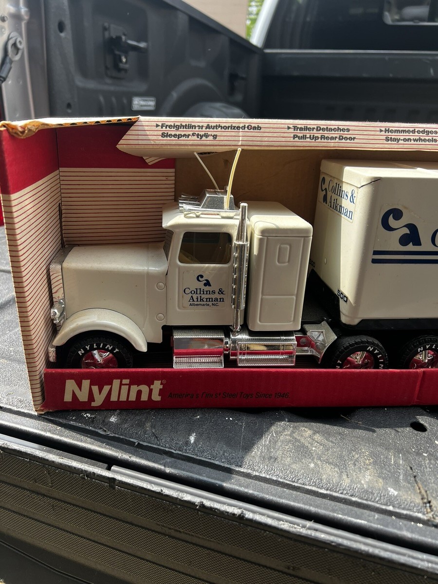 NYLINT ブリキ　トレーラー Nylint Freightliner 18 Wheeler Braums Ice Cream & Dairy