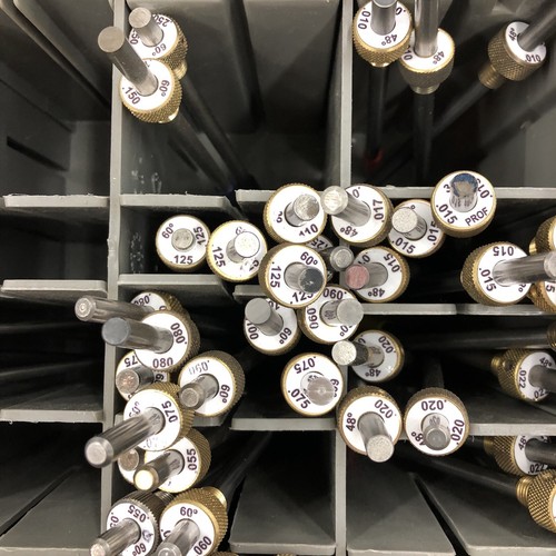 Top Quality Engraving Cutters Carbide Tipped 1/4" dia. - Picture 2 of 8