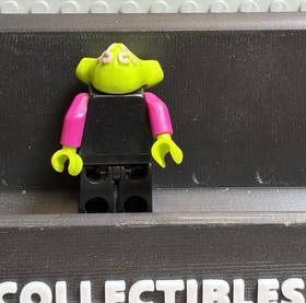 LEGO Alien Conquest Alien Pilot Minifigure 7050 7052 7067 Green Purple Black