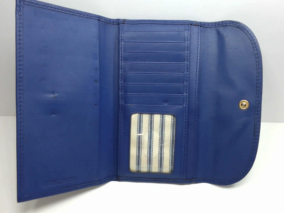 Dooney & Bourke手拿包 — 第 4/4 张图片