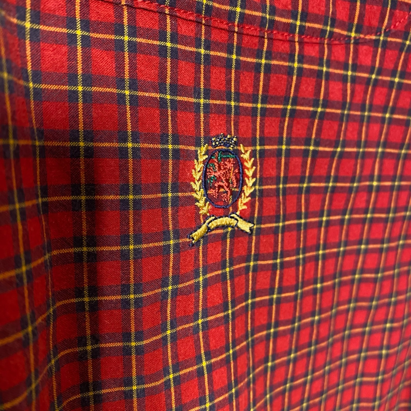 Vintage Tommy Hilfiger Men’s M Button Down Lion Crest Plaid Checkered Preppy 90s thumbnail 3