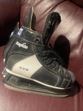 CCM Kids/Youth Hockey Black/White Skates RBZ RAPIDE Size 12J Great Condition