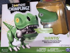 ZOOMER CHOMPLINGZ  MANTIS  INTERACTIVE DINOSAUR GREEN LIGHTS  ROARS INTERACTIVE