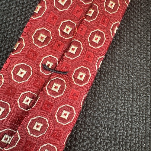 Daniel Cremieux Red Geometric Men's Tie 100% Silk 60 x 3.5 Necktie - Picture 8 of 11