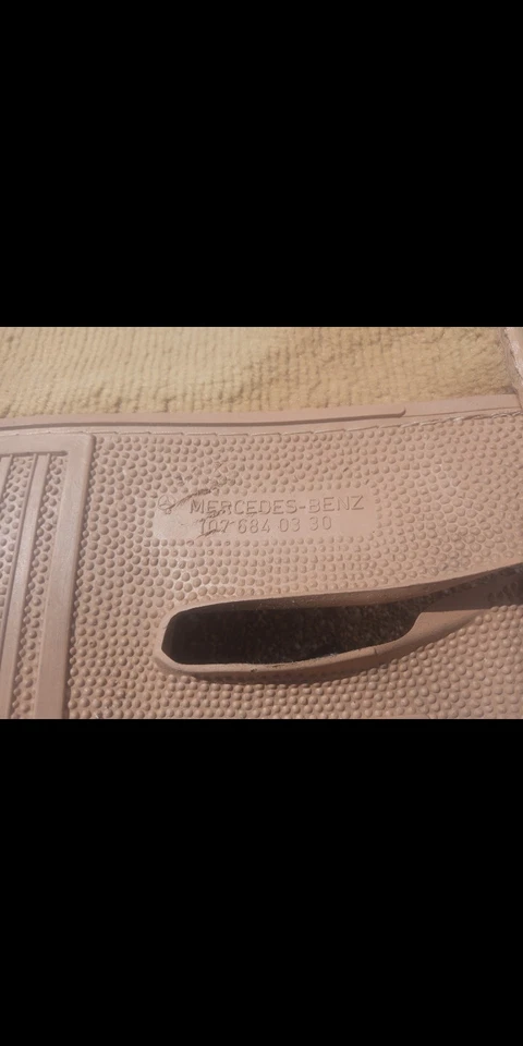 Alfombra de conductor Mercedes R107 450 380 560 SL alfombrilla alfombrilla palomino bronceado Foto 4 de 4