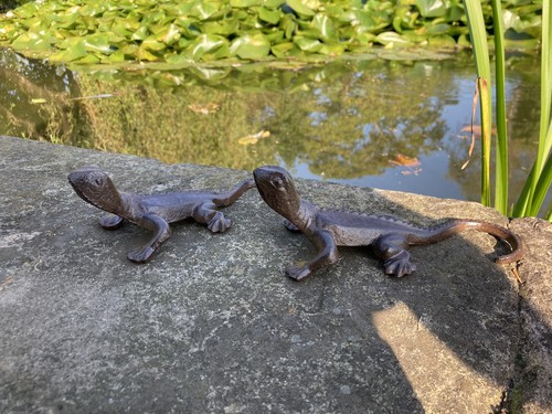 PAIR OF METAL GECKO / LIZARD STATUE GARDEN ORNAMENTS - Picture 8 of 10