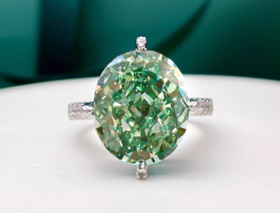 11ct High-End Mint Green Large Lab Grown Diamond Ring for Women, Fashionable