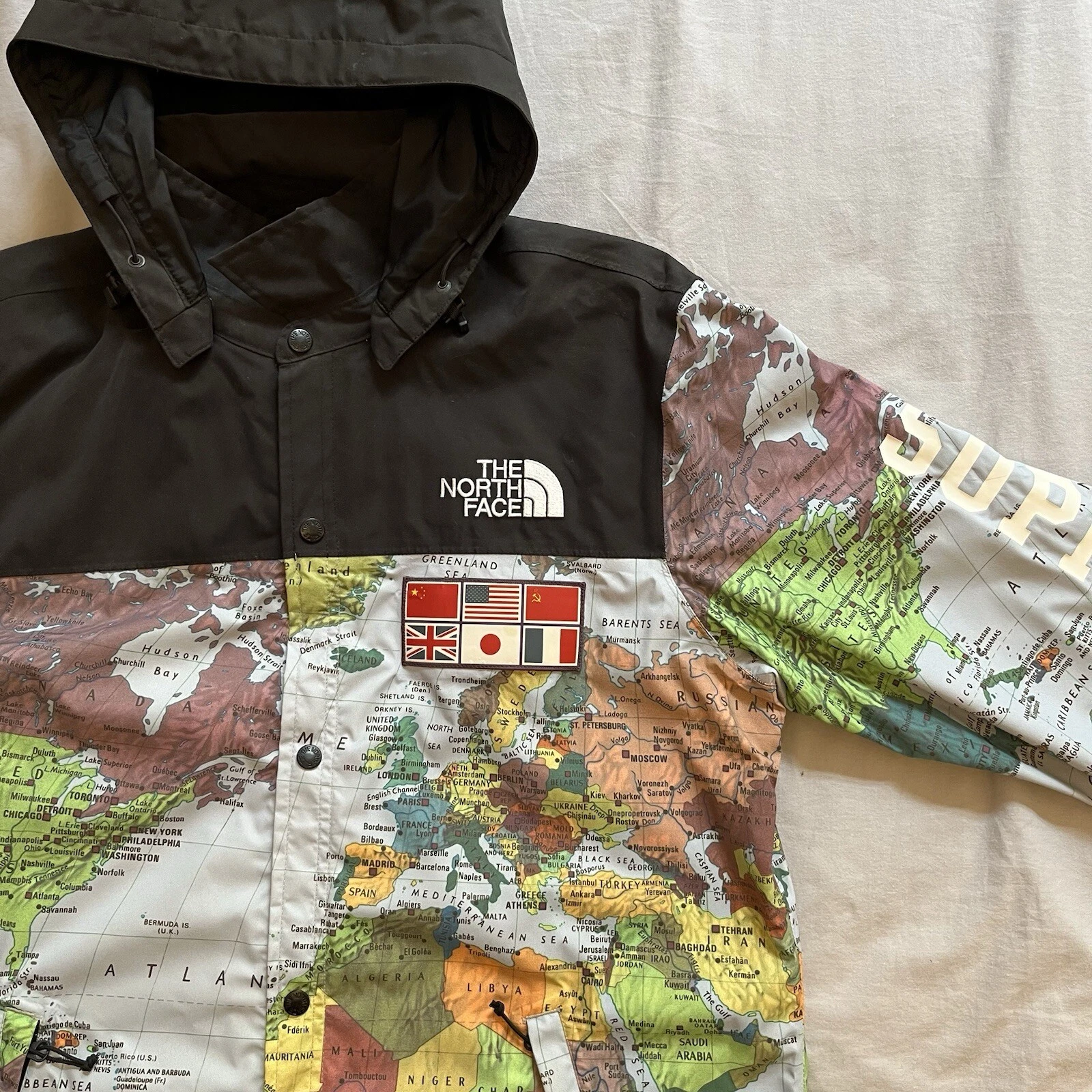 SUPREME x THE NORTH FACE Expedition Coaches Jacket Atlas Map 2014 Vintage XL
