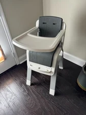 Nuna ZAAZ Highchair (Adjustable)