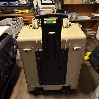 Large Pelican Protective Case - Model 1690 - Dessert Tan