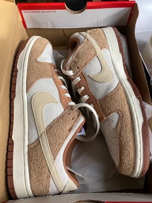 Nike Low Dunks Size 10 Medium Curry Color Dead Stock In Box