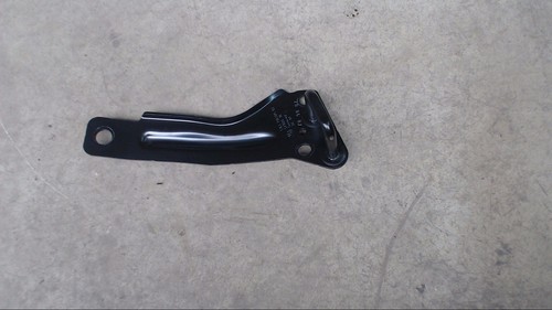 Strebe Hinten Links Kofferraum 7183125 BMW 118d DPF Bj 2007 E81,E82,E8 2424428