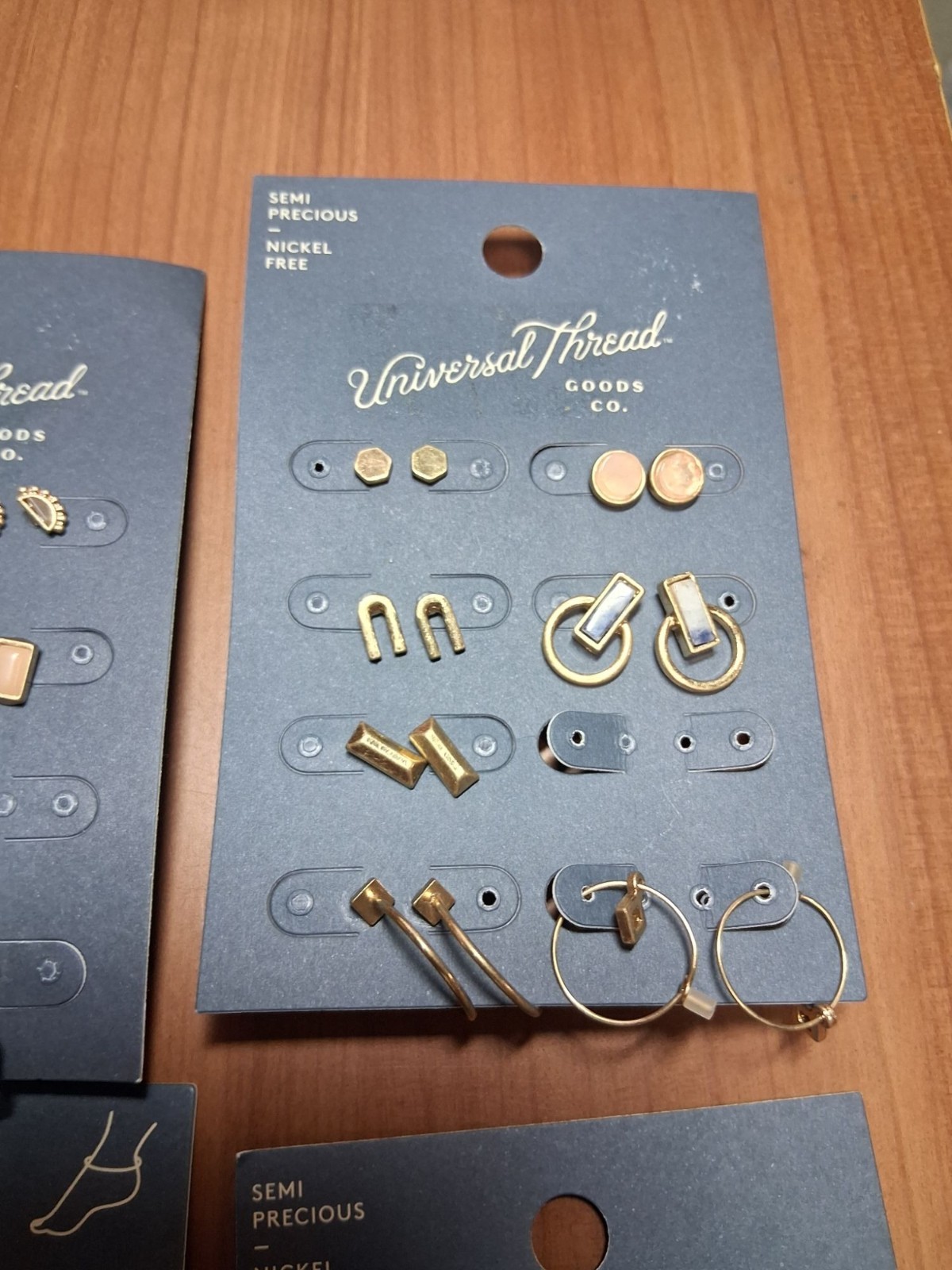 NWT Universal Thread Earring Anklet Bundle (22 Pa… - image 4