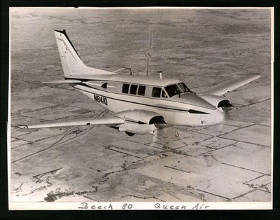 Fotografie Flugzeug Beechcraft Beech 80 Queen Air, Kennung N841Q 
