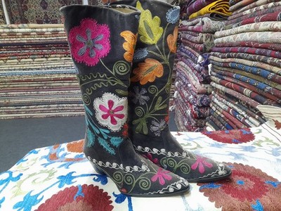 Women's Suede Boots