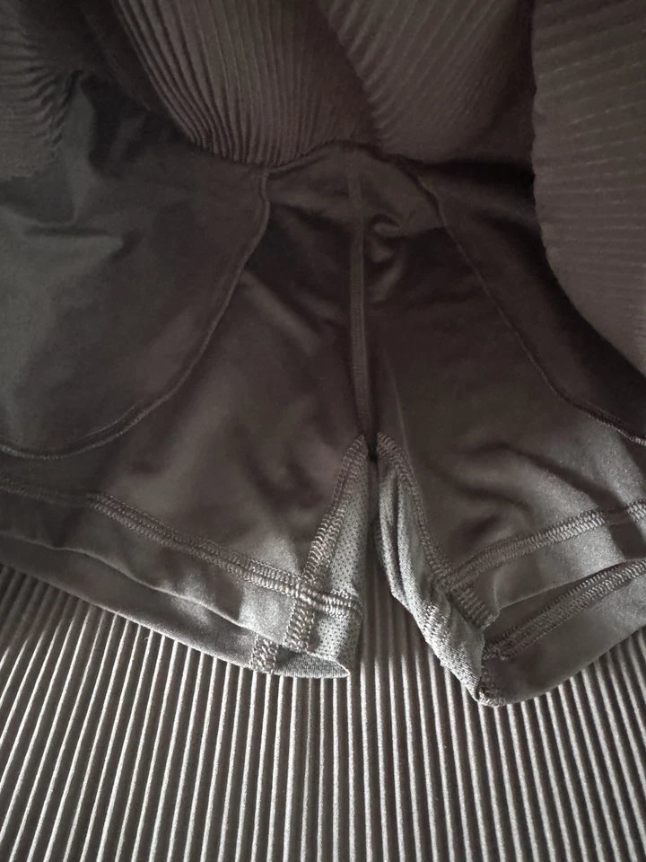 Tennis Black Skirt All In Motion Pleated Youth Size L 10 12 built-in shorts - Image 3 of 4