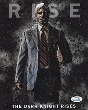 Aaron Eckhart Dark Knight Autographed Signed 8x10 Photo ACOA 