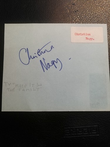 Signierte CHRISTINA NAGY & PAUL RIDLEY doppelseitiges AUTOGRAMM Buchseite