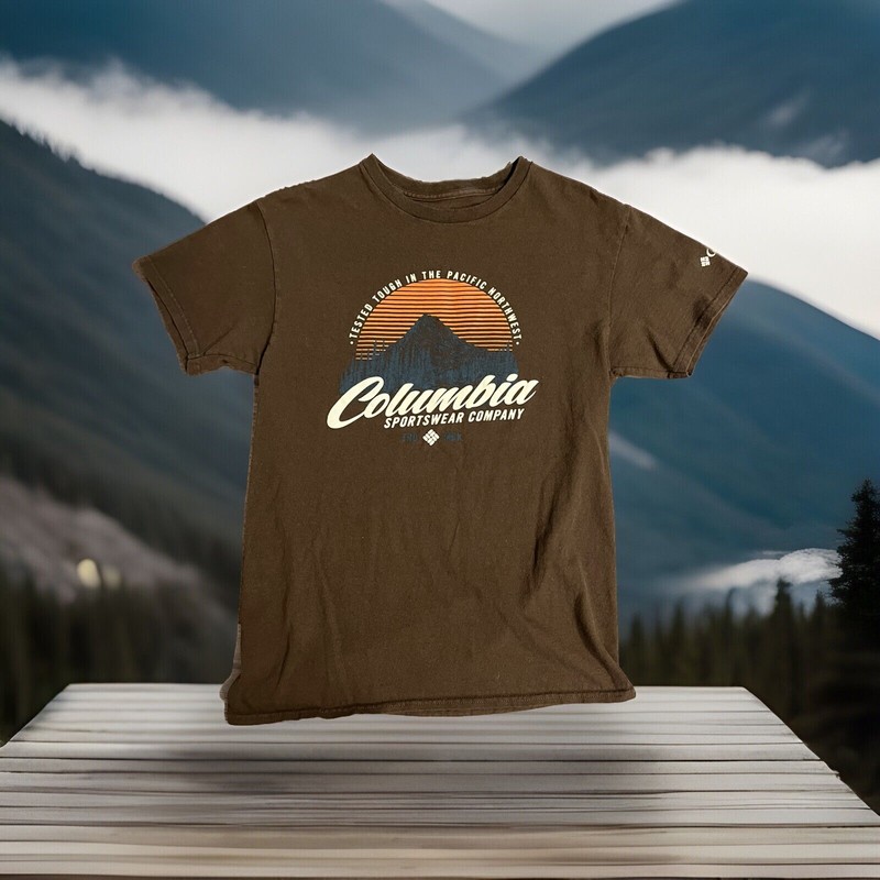 Adult Small Columbia Sportswear T-shirt