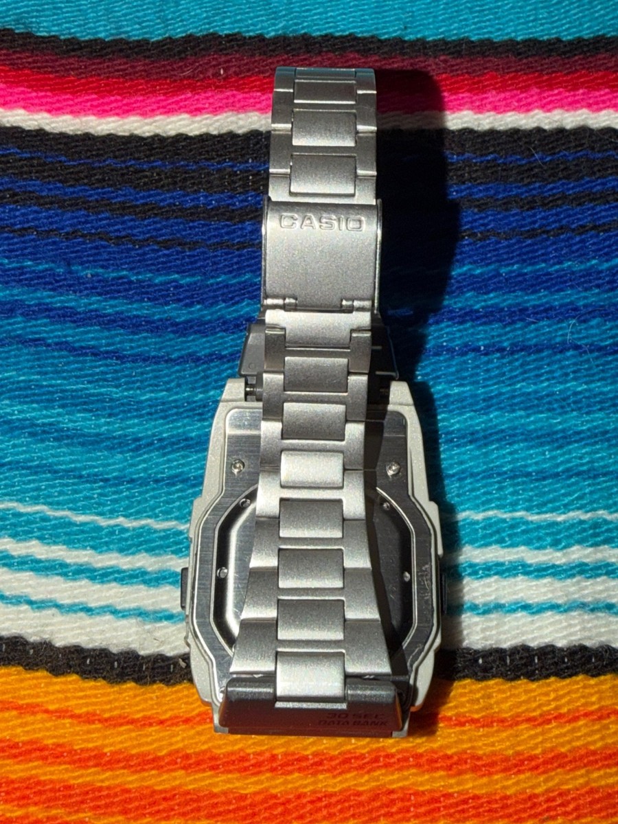 Vintage Rare Casio 1591 DBC-V500 Easy Rec Data Bank Wrist Watch