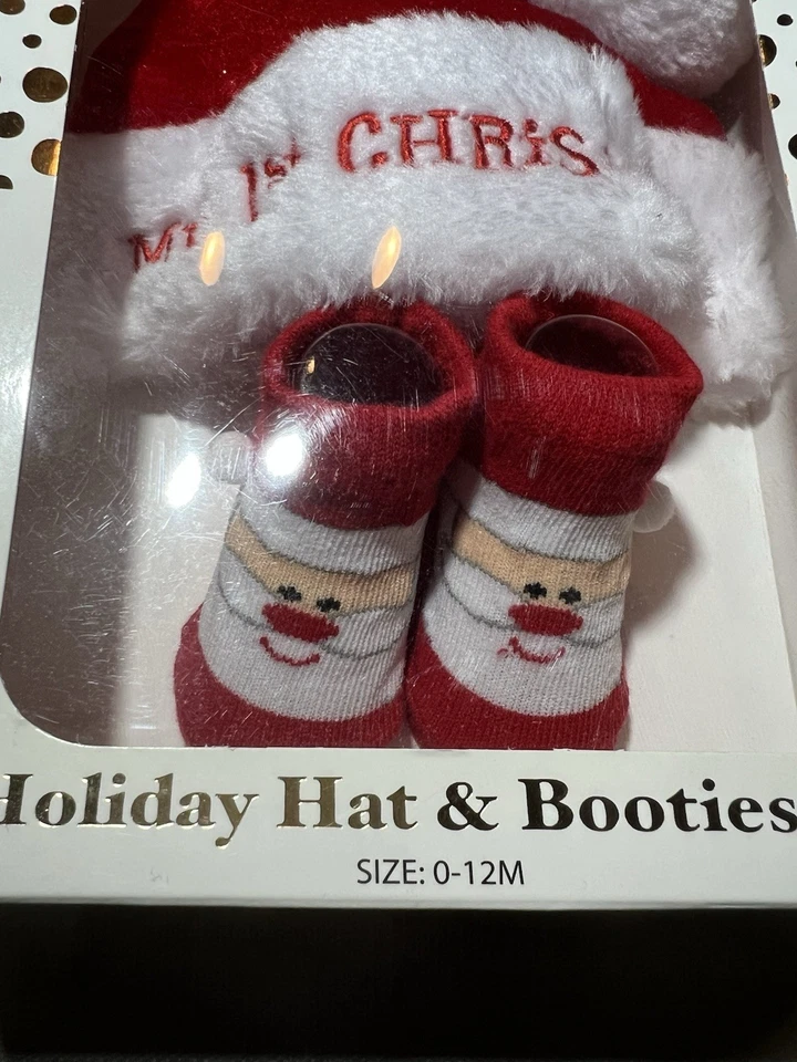 Little Me My 1st Christmas Holiday Set de Sombrero y Botín 0-12 Meses Foto 3 de 4