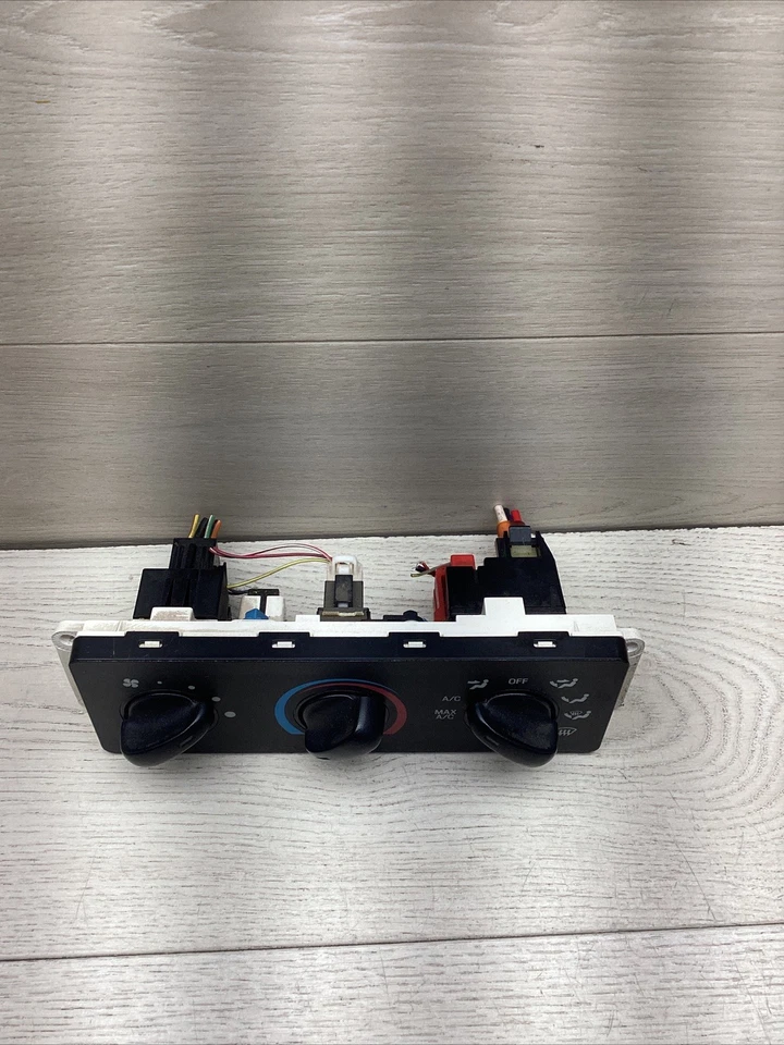 2003-2011 Ford Ranger Heater A/C Temperature Climate Control OEM 3L5H-19E764-AA - Image 2 of 4