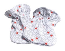 The First Years Y7069 American Red Cross No Scratch Mitts