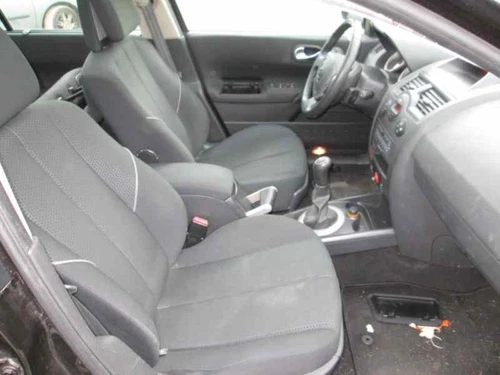 8200074008 Nebelscheinwerfer Links für RENAULT MEGANE II GRANDTOUR 2005 4174212 - Bild 5 von 10