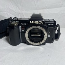 Minolta Maxxum 7000 35mm SLR Camera with 28-85mm AF Lens