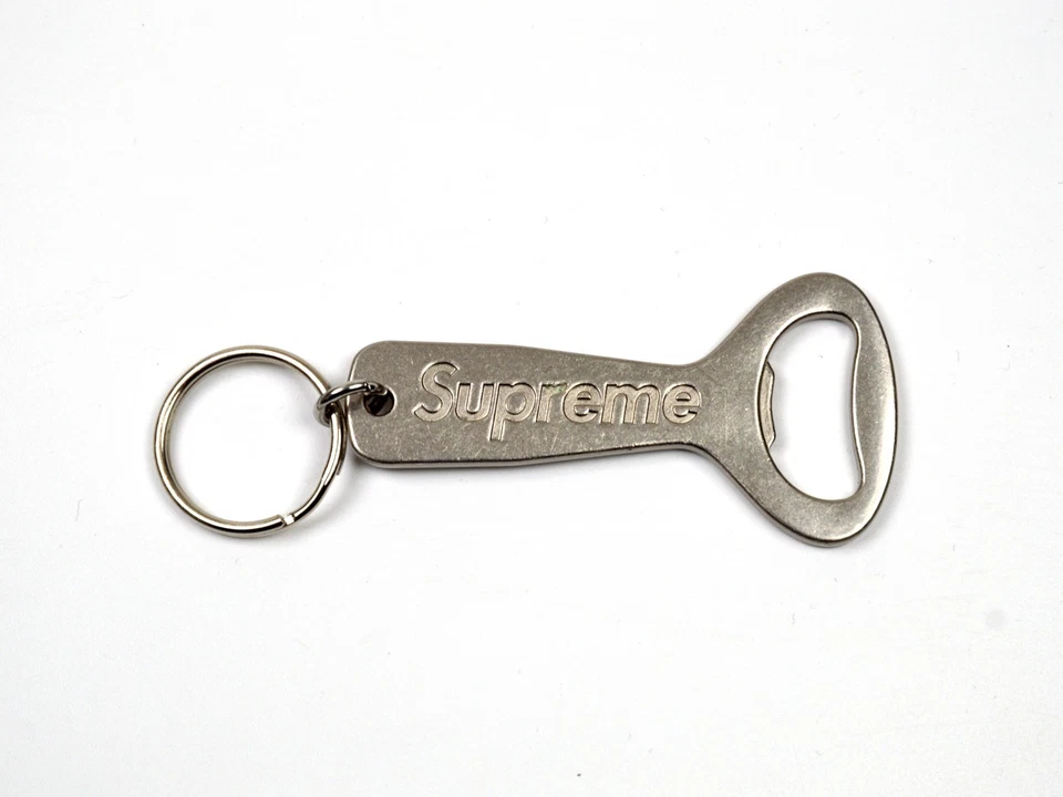 ВЫСШИЙ ОТКРЫВАЛКА БРЕЛОК (СЕРЕБРО) FW24 EMILIO PUCCI КОРОБКА ЛОГОТИП ФУТБОЛКА КОЖА - Изображение 2 из 2