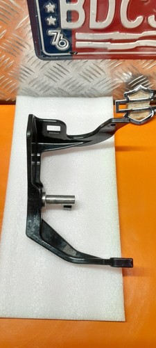 Harley Davidson staffa freno destra pedana larga x Softail Fat Boy Heritage ecc - Foto 7 di 8