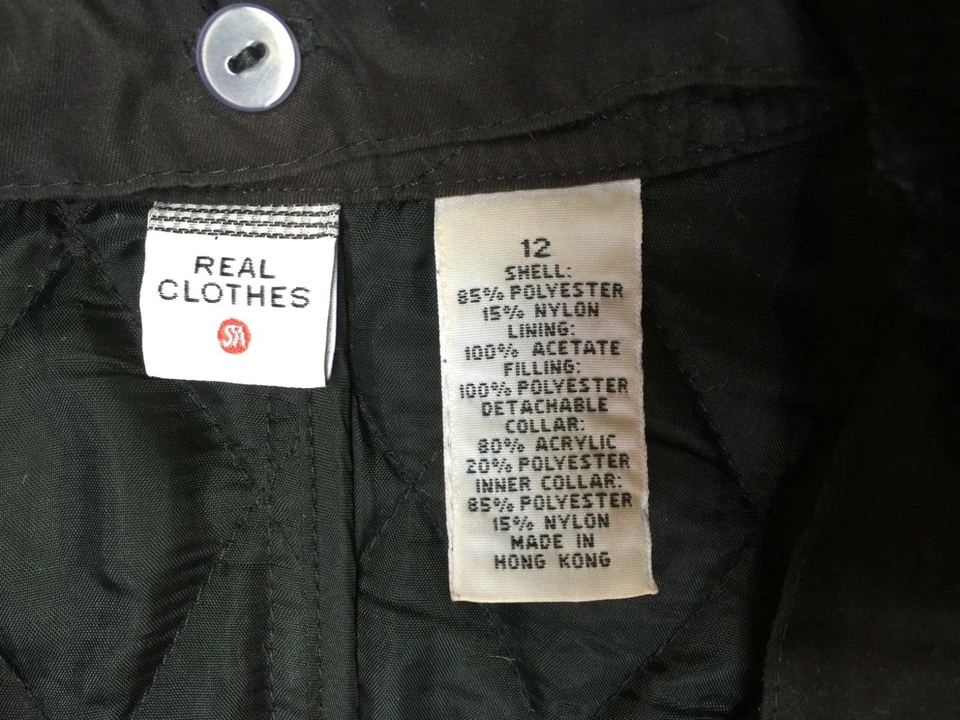 Chaleco acolchado Real Clothes para mujer talla 12 con cuello de piel sintética a presión negro empacable Foto 3 de 4