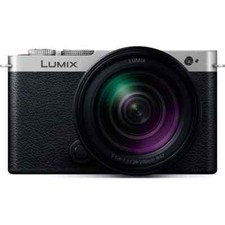 Panasonic LUMIX S9 Digital Mirrorless Camera Silver 28-200mm F4-7.1 Lens Kit