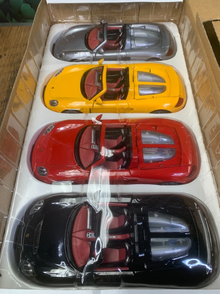 NUEVO EN CAJA DIECAST MOTORMAX PORSCHE CARRERA GT COLECCIÓN SET ESCALA 1:24 Foto 4 de 4