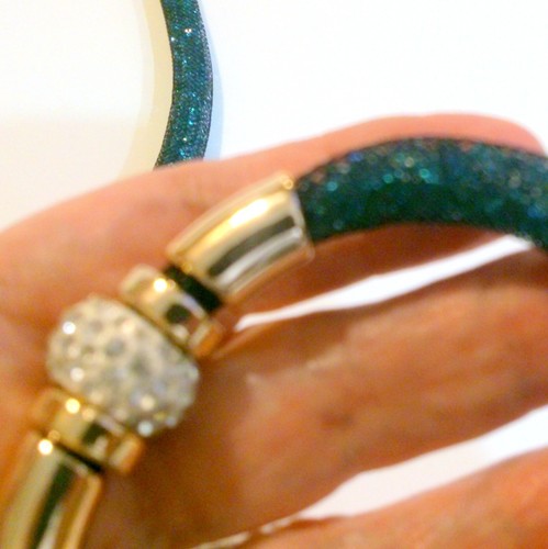 Meshed Blue Crystal and Rhinestone Necklace Bracelet Demi Parure Set - Picture 4 of 4