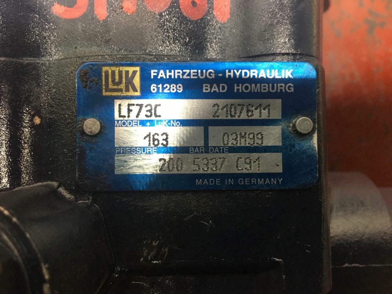 Used LUK Hydraulic Power Steering Pump LF73C Part 2005337C91 2107611