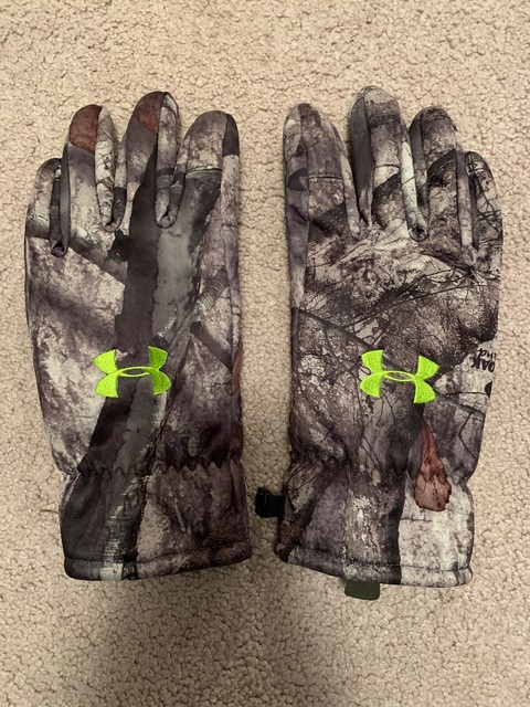 under armour mossy oak gloves