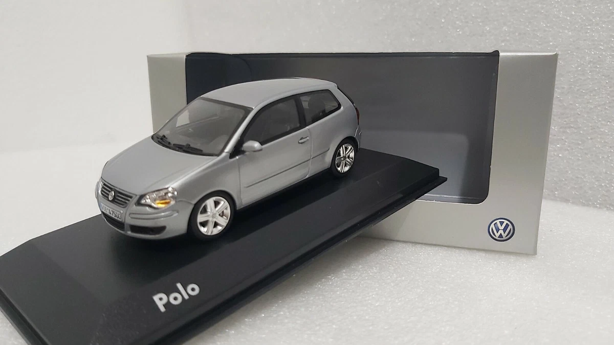 VW Volkswagen Polo 9N3 Sport Tdi Grey 2005 1:43 Minichamps Dealer Edition  RARE!!