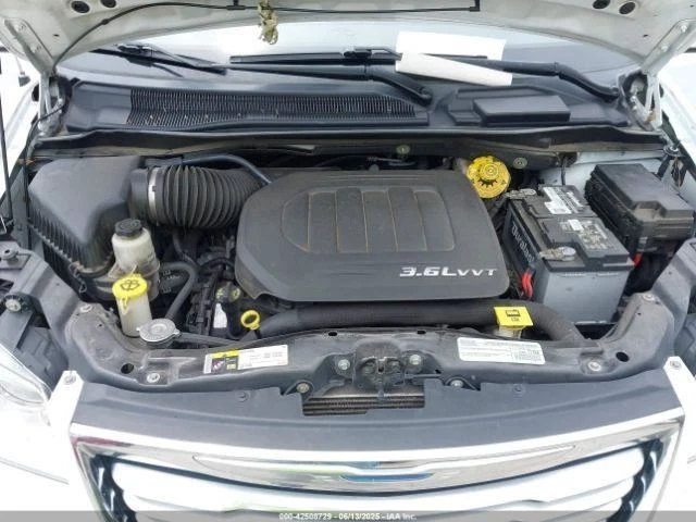 (LOCAL PICKUP ONLY) Rear Spoiler Fits 11-20 CARAVAN 3008031 Foto 2 de 4