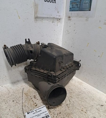 2015-2018 Highlander 2017-2020 Sienna OEM Air Intake Filter Housing Box Toyota