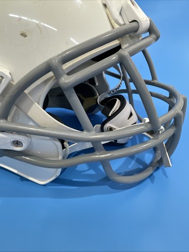 XENITH X2E YOUTH FOOTBALL HELMET 2016 Blue / WHITE Face mask SIZE Medium - Picture 8 of 17