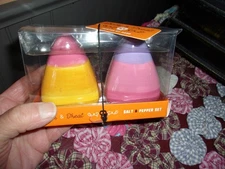 TRICK & TREAT HALLOWEEN CERAMIC CANDY CORN SALT AND PEPPER SHAKER SET - PASTEL
